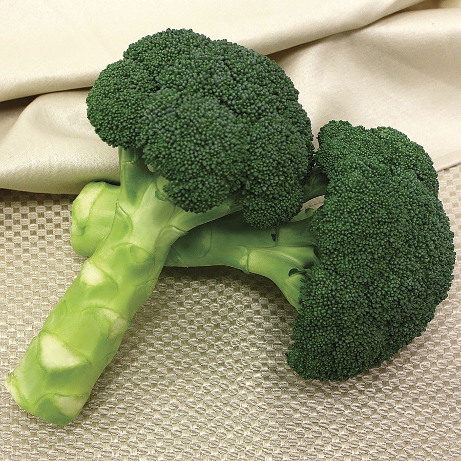Top Most Super Foods For Your Smooth And Strong Hair