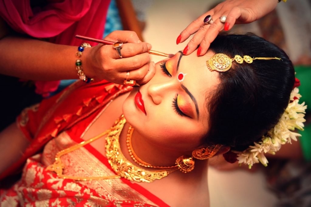 learn bridal makeup